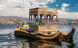 lago titicaca puno uros taquile amantani peru travel agency